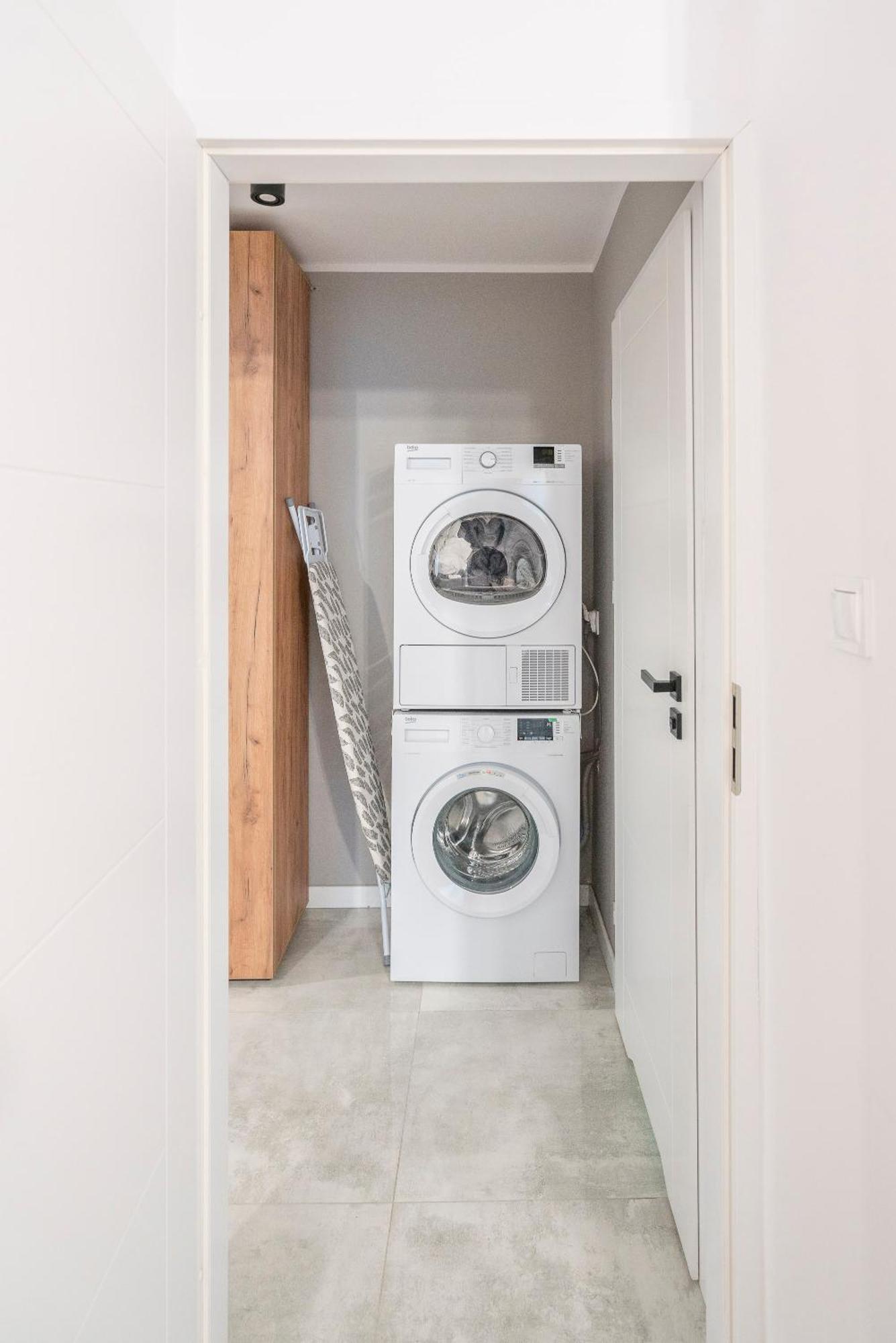 Stylowy Apartament Blue Self Check In 24H Вроцлав Екстериор снимка