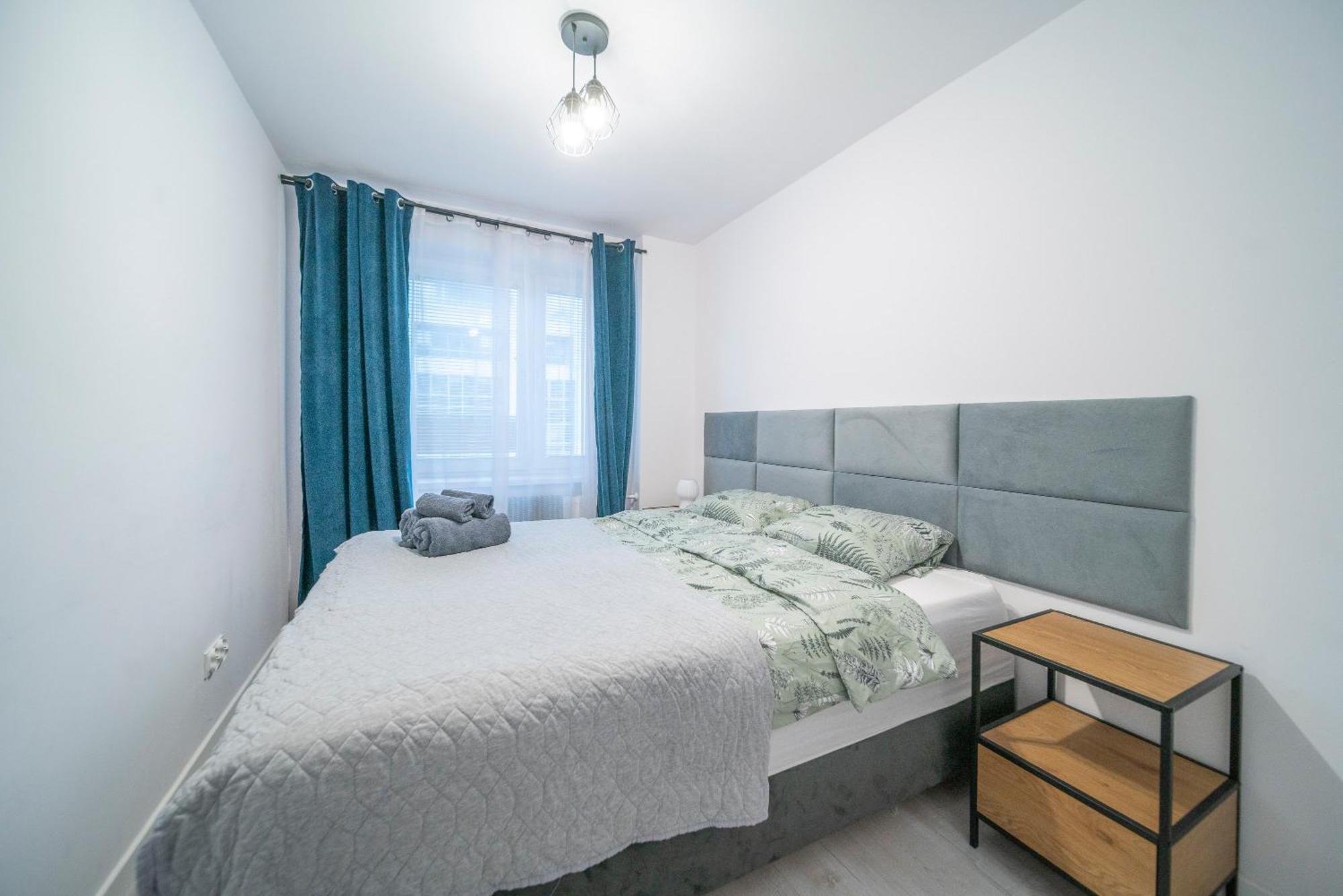 Stylowy Apartament Blue Self Check In 24H Вроцлав Екстериор снимка